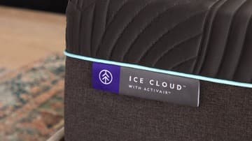Ice Cloud® Hybrid Mattress - Queen Siize