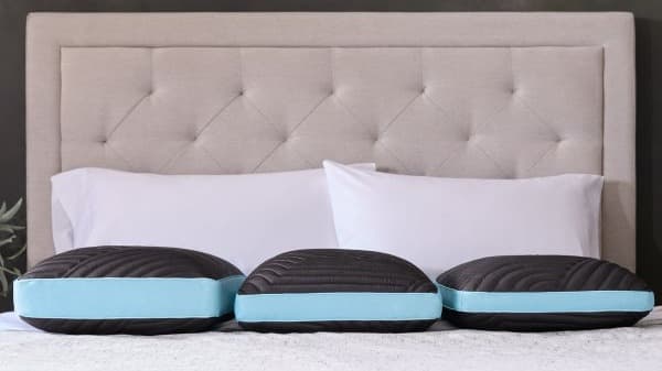 The Ice Cloud™ Pillow (Over 4,176 5⭐️ reviews)